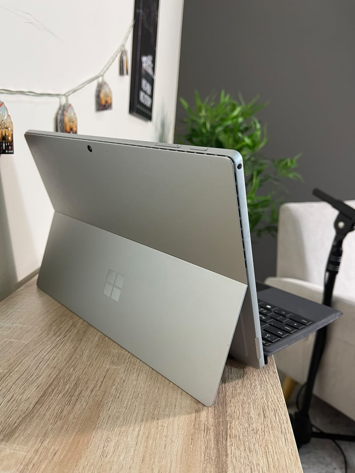 Microsoft Surface Pro 7 | Core i7 10th Gen | 8GB RAM | 256GB SSD | PixelSense Touch | Original Charger