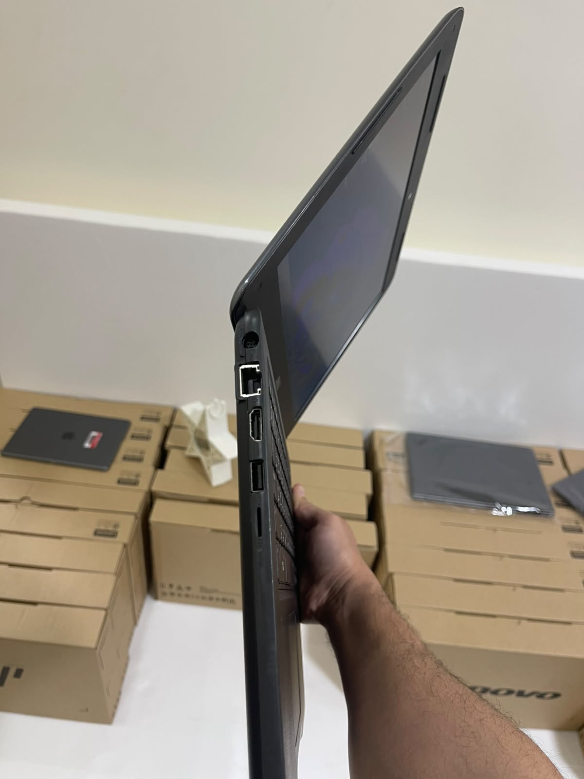 Dell Latitude 3380 | Core i5 7th Gen | 8GB RAM | 256GB SSD | Original Charger
