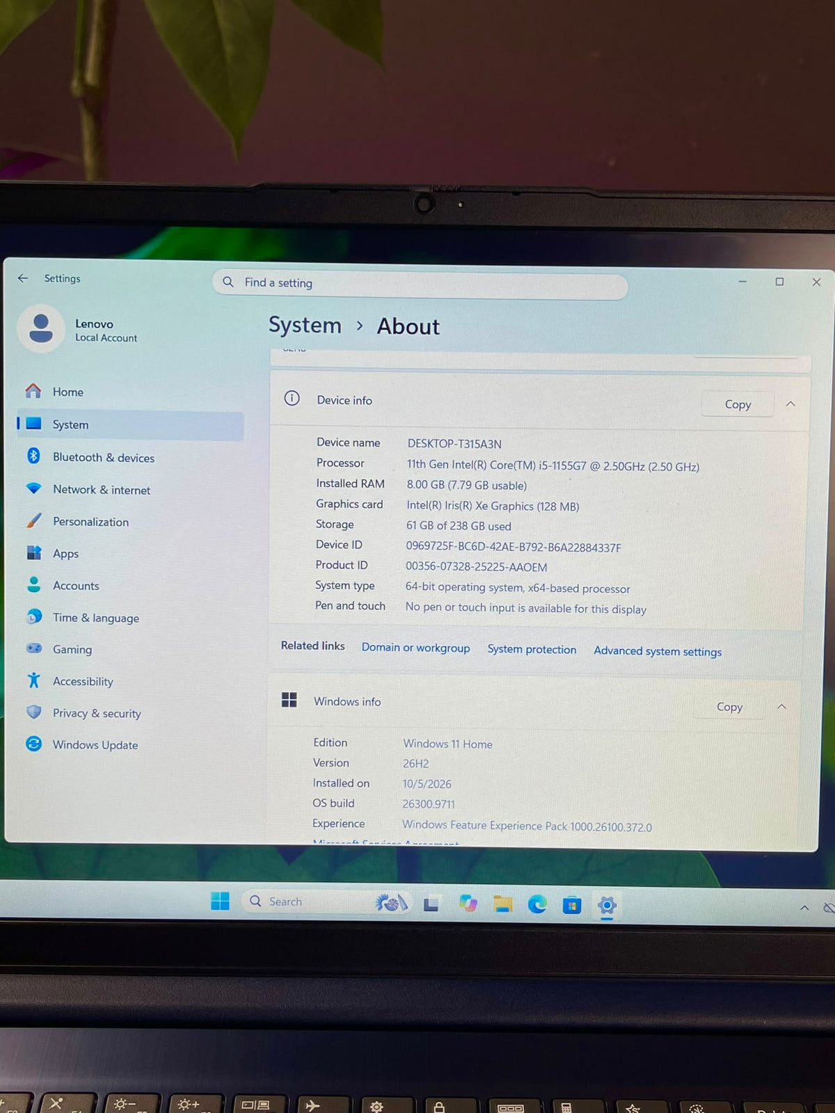 Lenovo IdeaPad Slim 3 | Core i5-1155G7 الجيل الحادي عشر | 8GB DDR4 | 256GB SSD