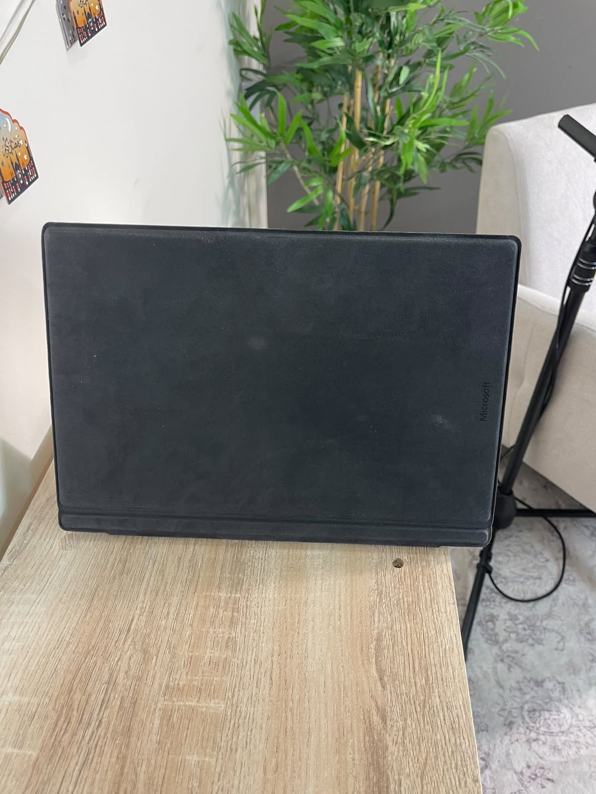 Microsoft Surface Pro 7 | Core i7 10th Gen | 8GB RAM | 256GB SSD | PixelSense Touch | Original Charger