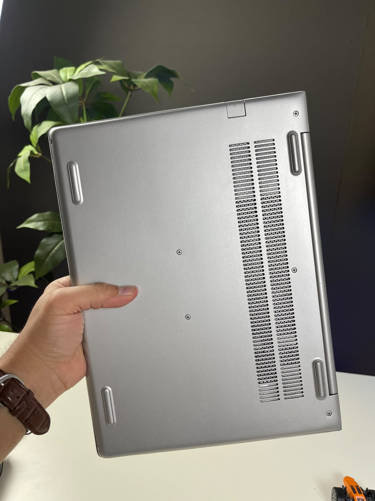 HP ProBook 430 G7 | Core i5 الجيل العاشر | 8GB DDR4 | 256GB SSD