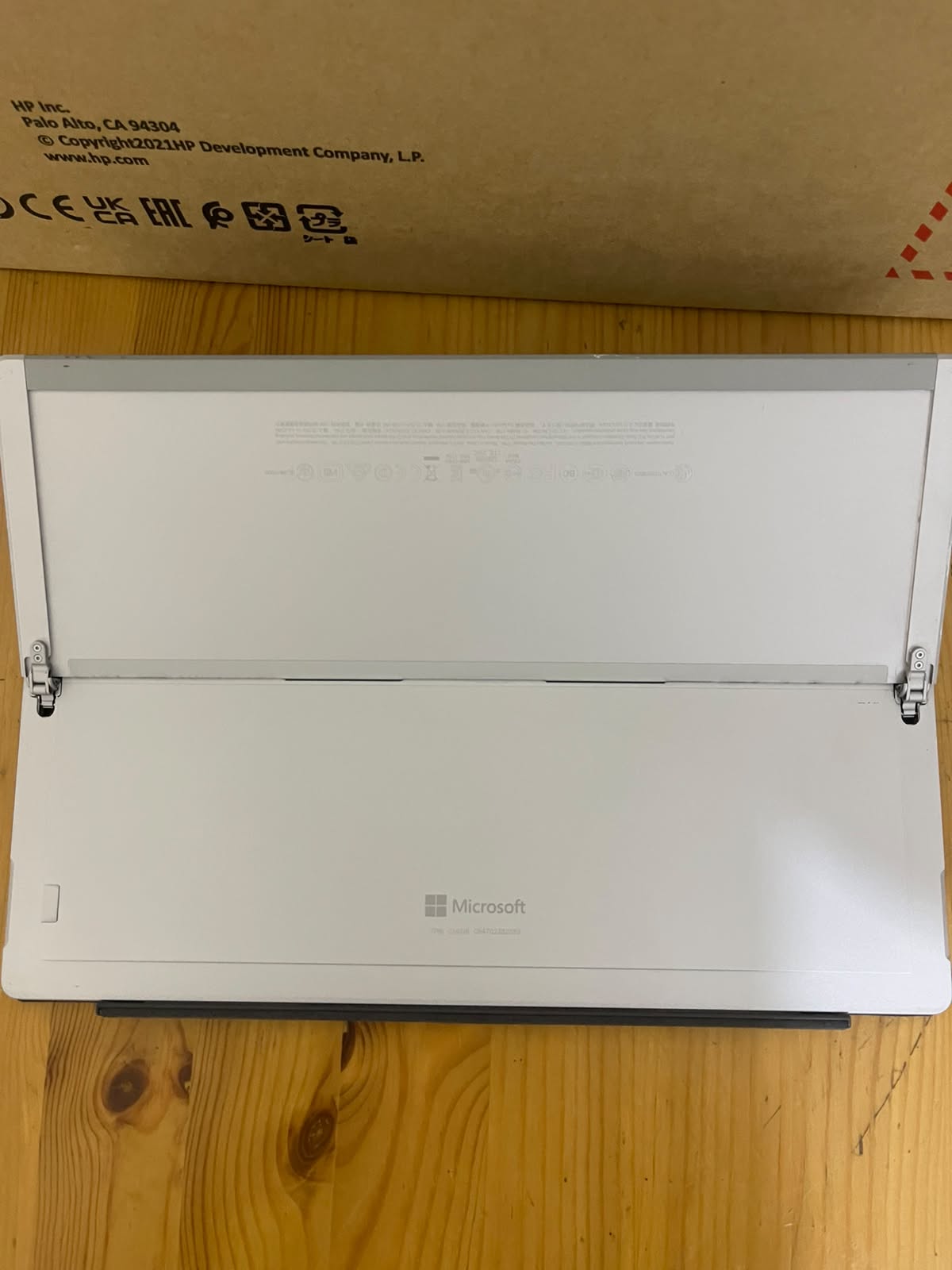 Microsoft Surface Pro 5 | Core i5 7th Gen | 8GB RAM | 256GB SSD | PixelSense Touch | Original Charger