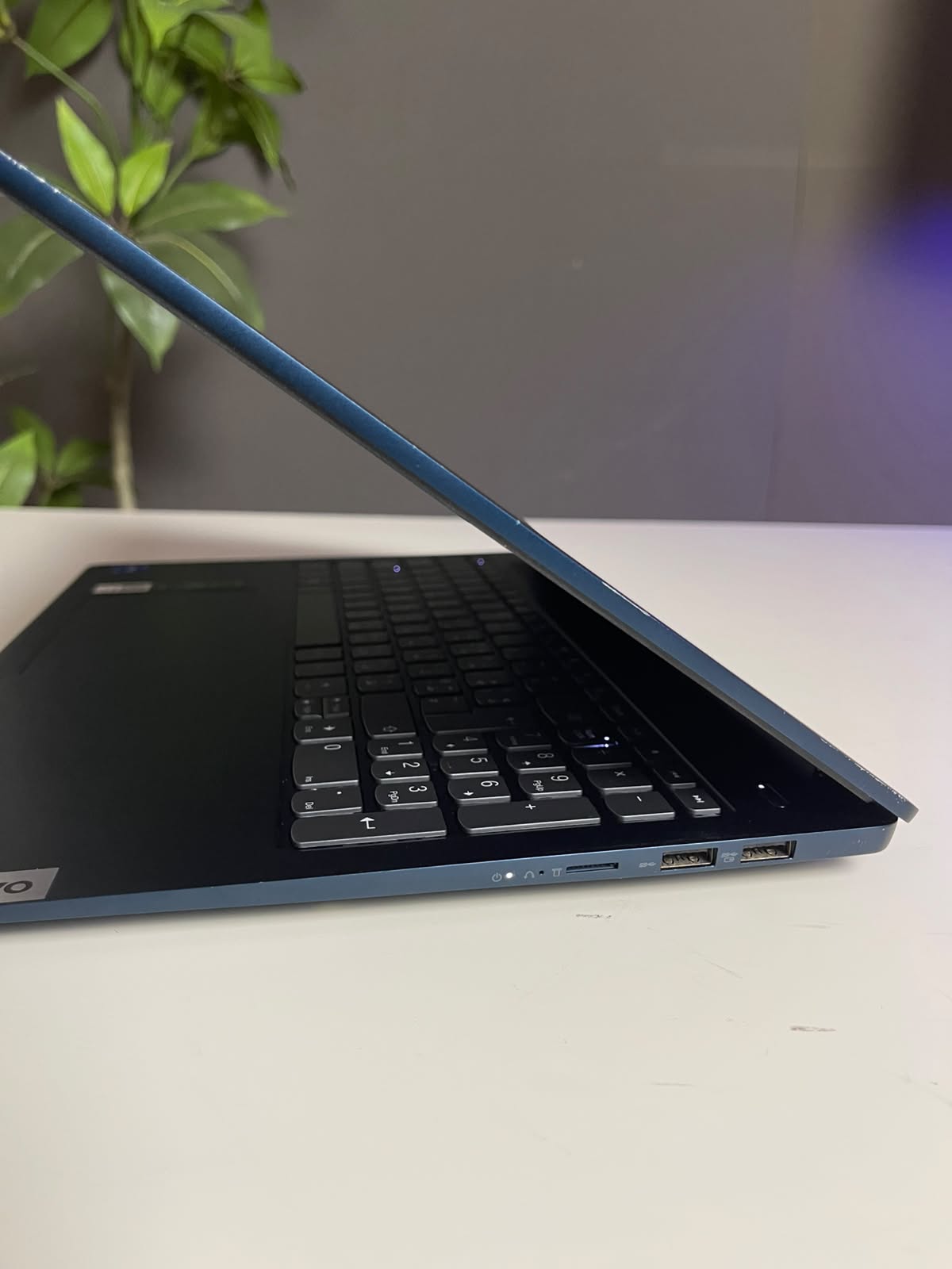 Lenovo IdeaPad Slim 5 16IRL8 | Core i7-13620H | 16GB RAM | 256GB SSD