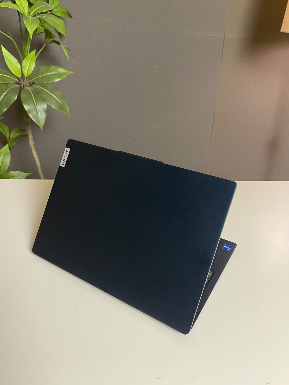Lenovo IdeaPad Slim 5 16IRL8 | Core i7-13620H | 16GB RAM | 256GB SSD