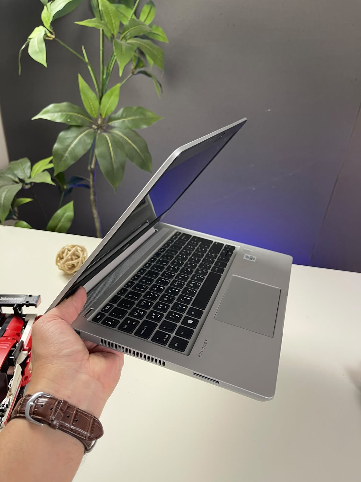 HP ProBook 430 G7 | Core i5 الجيل العاشر | 8GB DDR4 | 256GB SSD