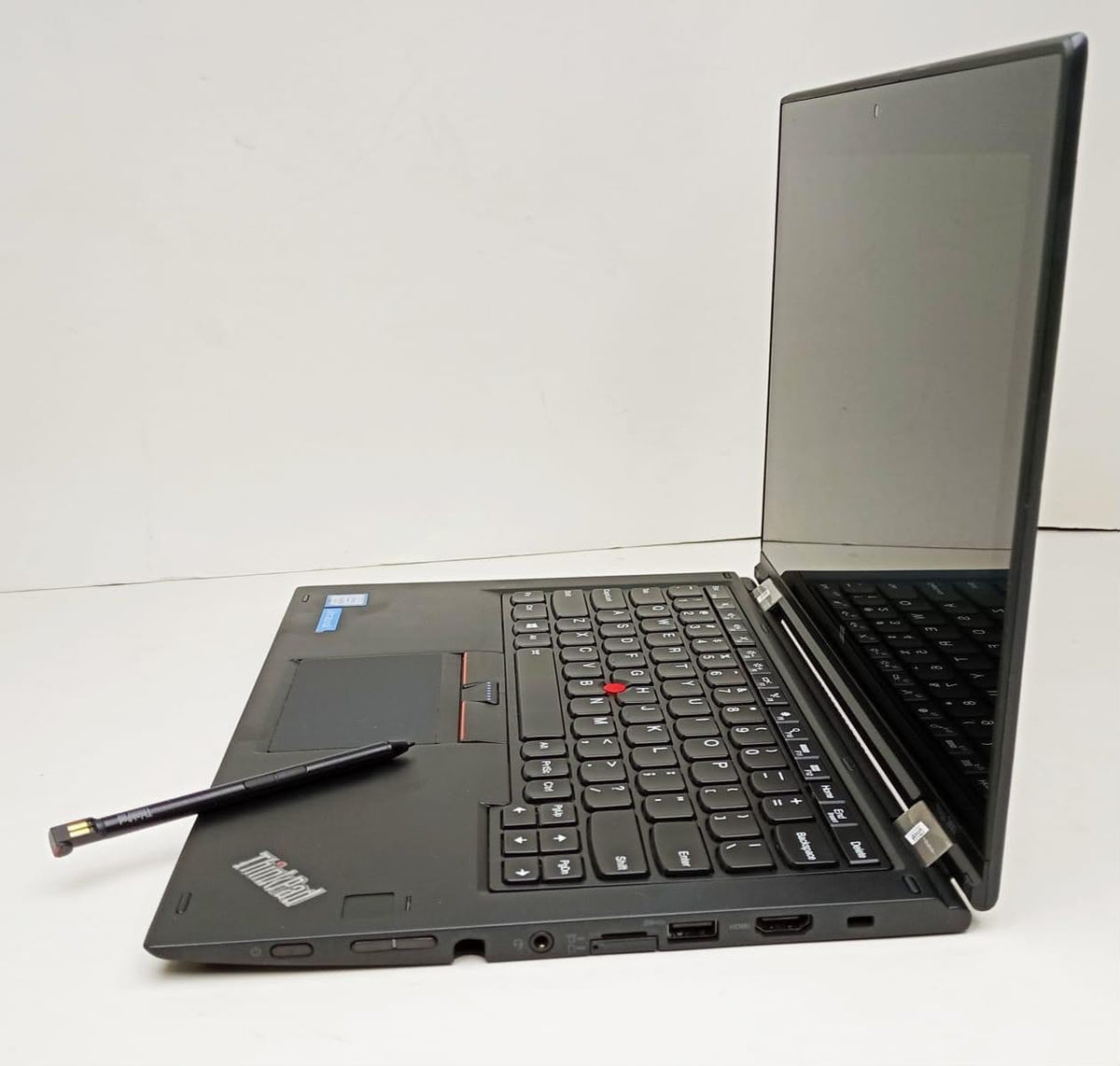 Lenovo ThinkPad Yoga 260 | Core i5 6th Gen | 8GB RAM | 256GB SSD