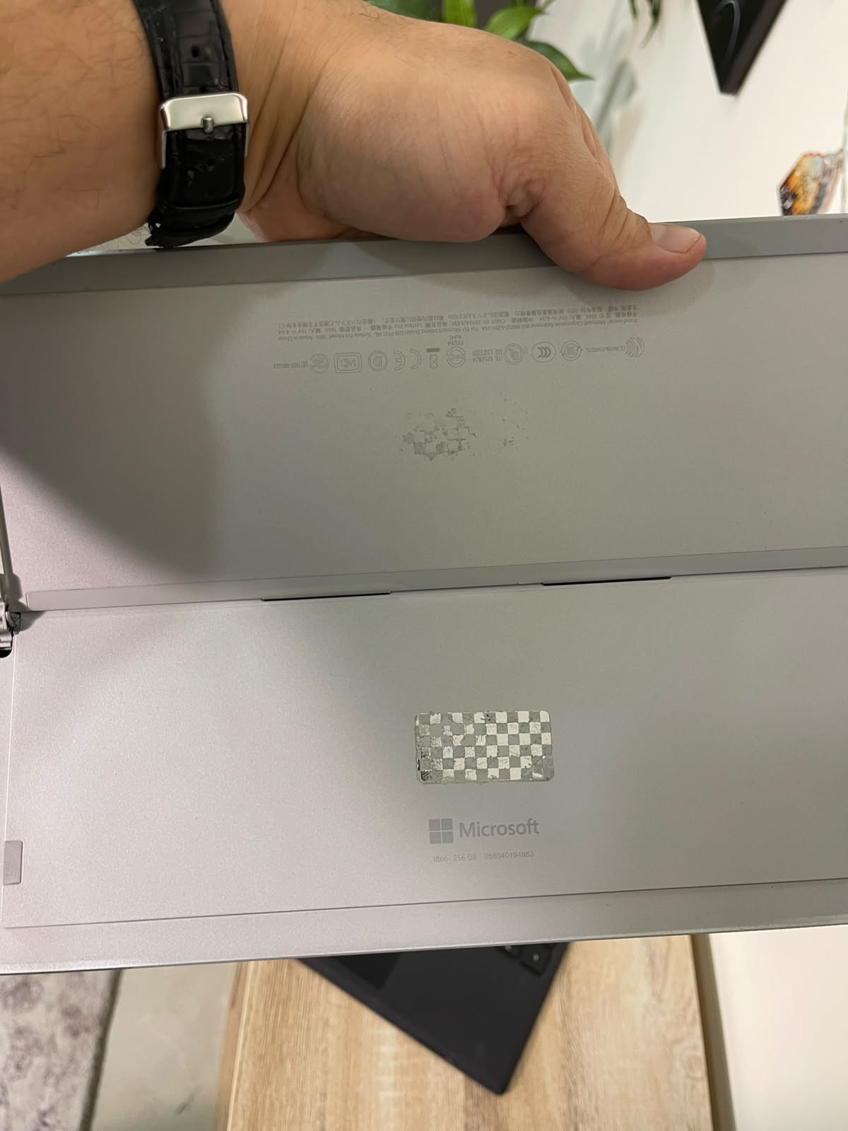 Microsoft Surface Pro 7 | Core i7 10th Gen | 8GB RAM | 256GB SSD | PixelSense Touch | Original Charger